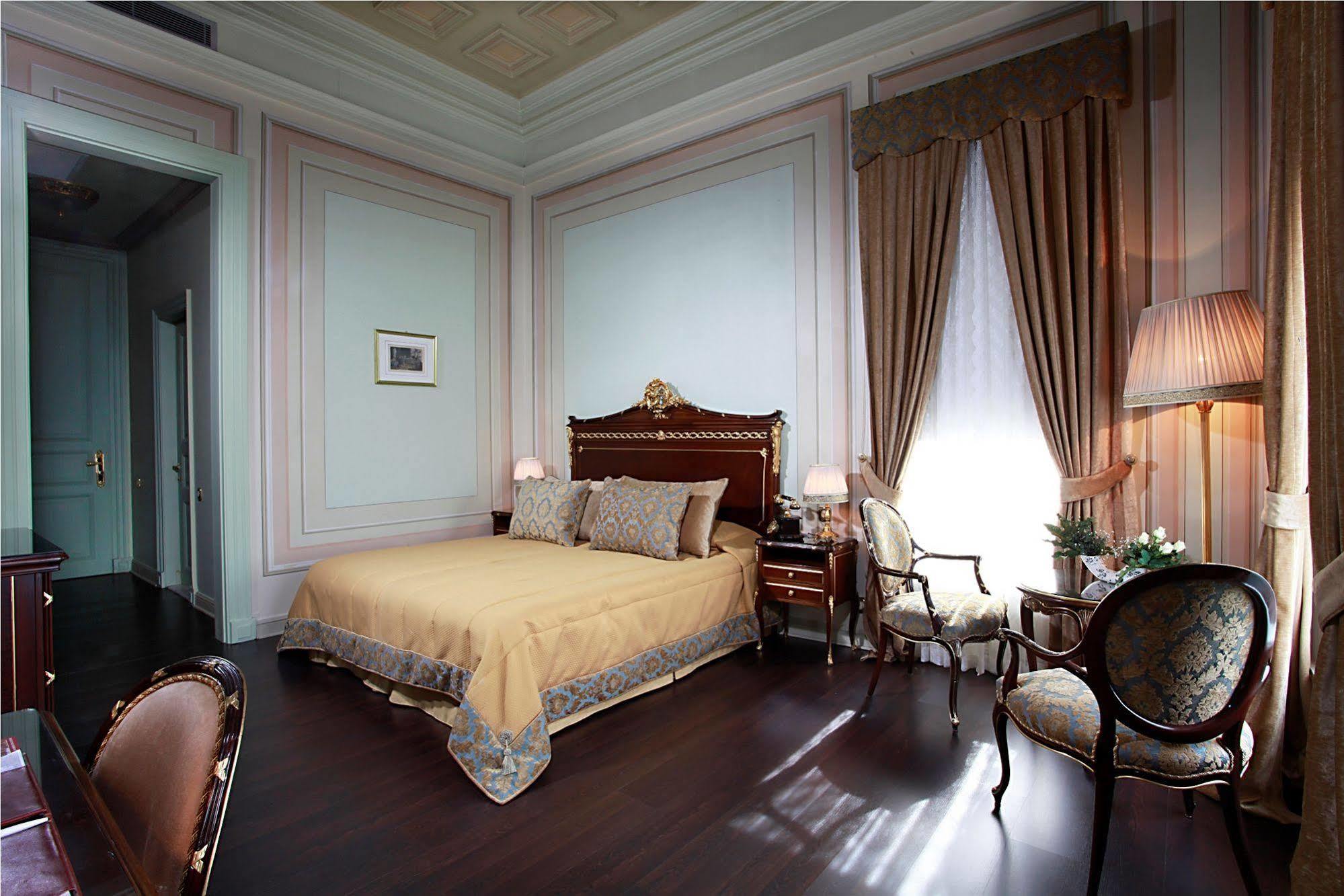 Hotel Bosphorus Palace Istanboel